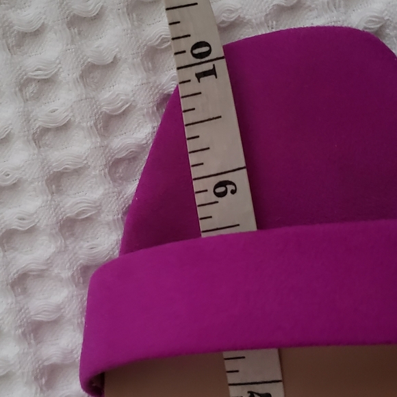 I.N.C. faux suede fuchsia ankle strap chunk heels 9 - Picture 15 of 15